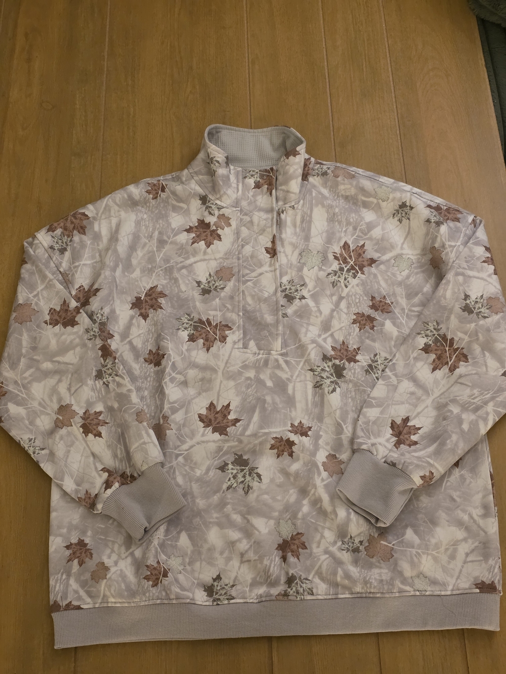 Women's Lightweight Quarter-Zip Jacket in Light Gray with Leaf Print